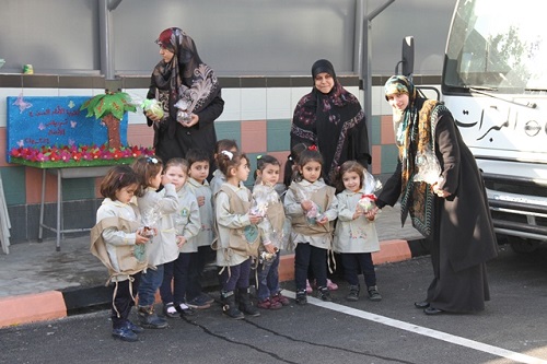 جمعية أصدقاء البيئة تنظم حملة تشجير في ثانوية الإمام الحسن (ع) جمعية أصدقاء البيئة تنظم حملة تشجير في ثانوية الإمام الحسن (ع)